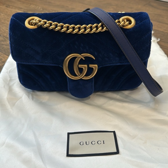 Gucci Velvet Matelasse Small GG Marmont Shoulder Bag in cobalt blue - Picture 1 of 9